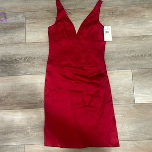 Nicole Miller Collection 100% Silk Red Dress